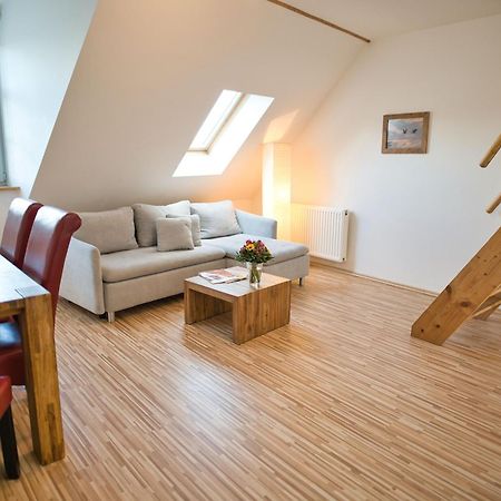 Zum Goldenen Anker Aparthotel ชตราลซุนด์ ภายนอก รูปภาพ