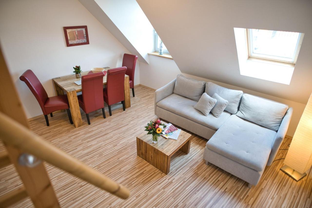 Zum Goldenen Anker Aparthotel ชตราลซุนด์ ภายนอก รูปภาพ