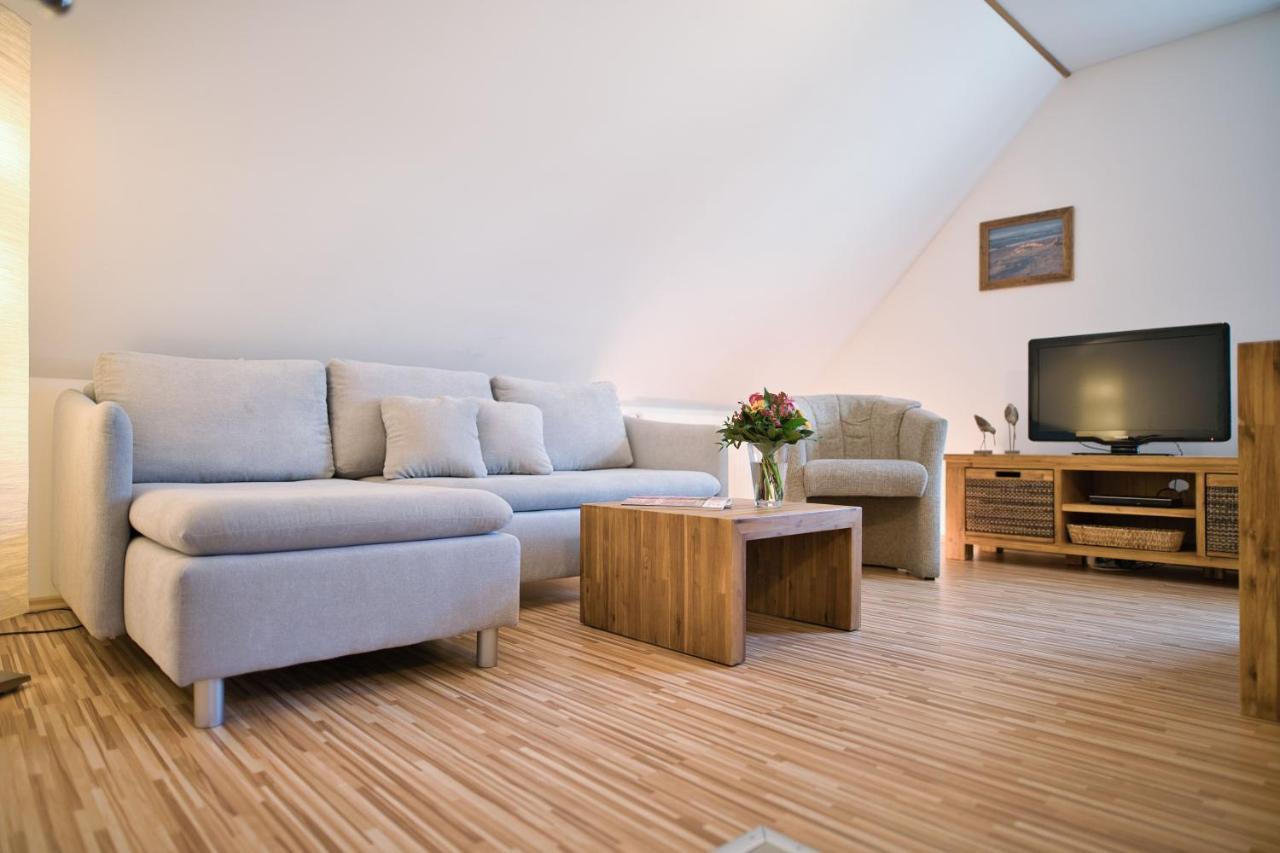 Zum Goldenen Anker Aparthotel ชตราลซุนด์ ภายนอก รูปภาพ